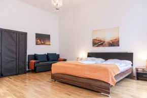 Comfortable 2BR Shared Apt Next to Vienna Vibrant Center